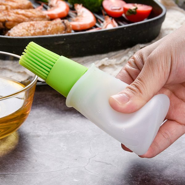 Barbecue Oil Brush Oil Dispenser With Brush - Image 4
